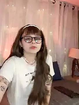 Cling to live show with Aurora_blaack from StripChat 