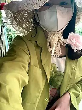 Cling to live show with BabyThree_ from StripChat 