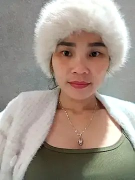 Bear_bear0 on StripChat