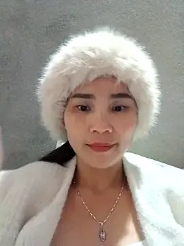 Bear_bear0 on StripChat