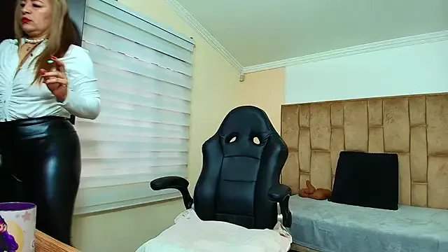 BeatrizSchmidt on StripChat