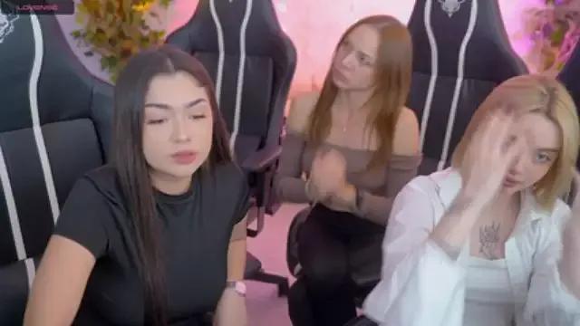Cling to live show with Cassy-Celestial_ from StripChat 