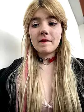 Cling to live show with Cherry___Blossom from StripChat 