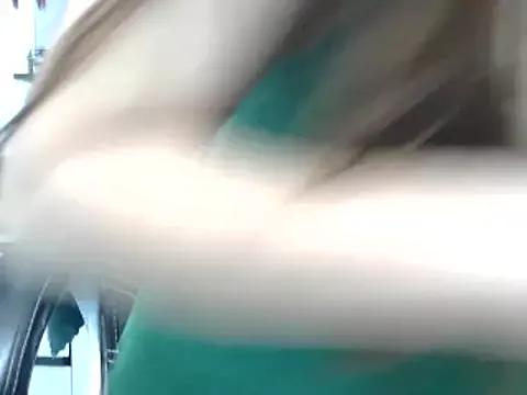 Cling to live show with Classic_Carol from StripChat 