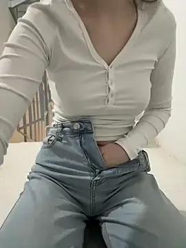 Cumonmme — hey, massage boobs 
