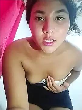 Cling to live show with Daika_Rodriguez from StripChat 