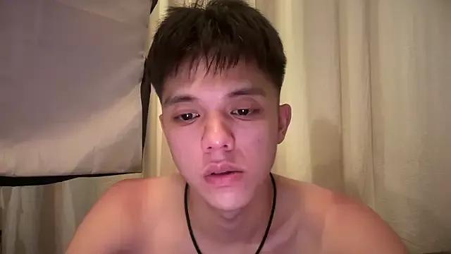 Cling to live show with dddddddlii from StripChat 