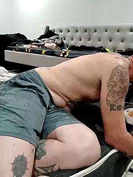 Cling to live show with deepinnnnn from StripChat 