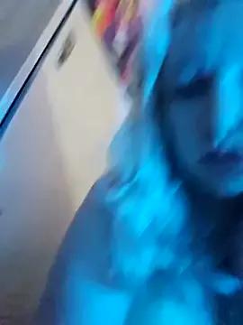 Cling to live show with DROPPEDEADDAISY from StripChat 