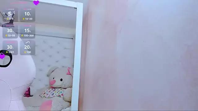 Cling to live show with eimy_skinny_ from StripChat 
