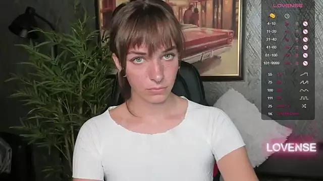 Cling to live show with Eli_Llie from StripChat 