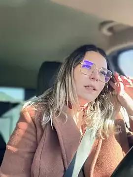 Cling to live show with EmyLana from StripChat 