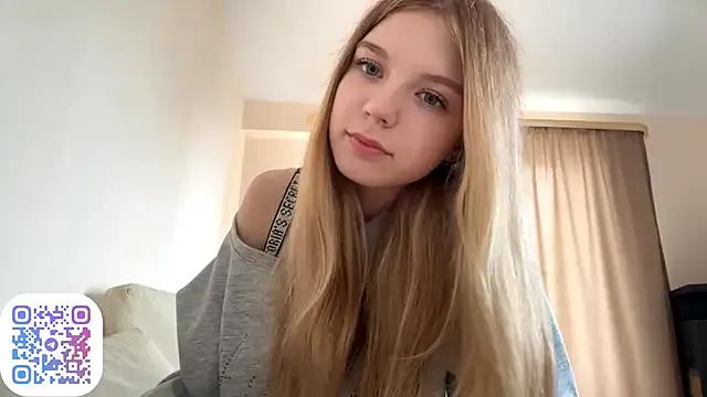 FruityXo — Freechat on StripChat