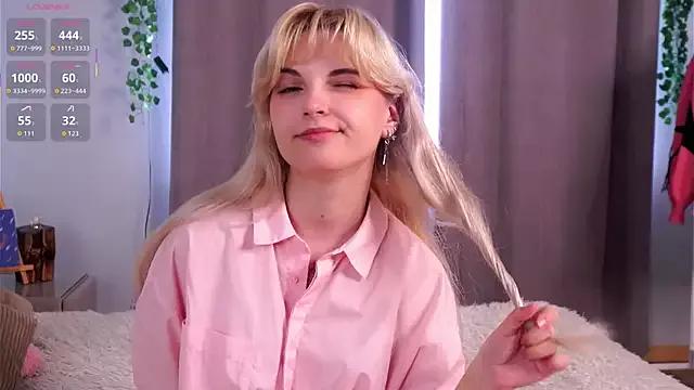 Cling to live show with JeanaElmblad from StripChat 