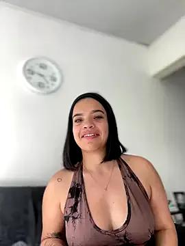 Cling to live show with JuanitaMore01 from StripChat 