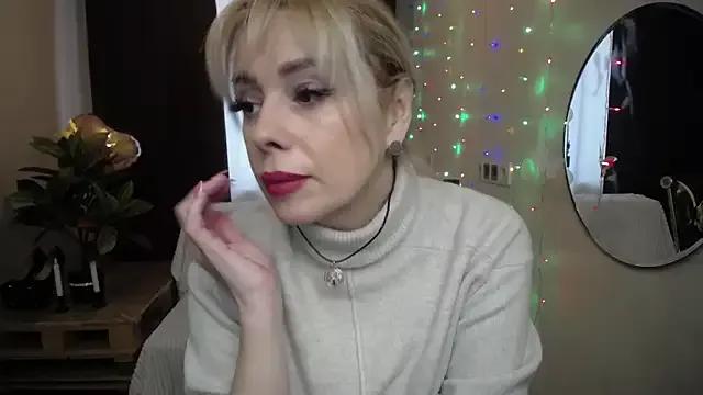 Cling to live show with KatrinaCharm from StripChat 