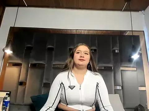 Cling to live show with Kellyhot1 from StripChat 