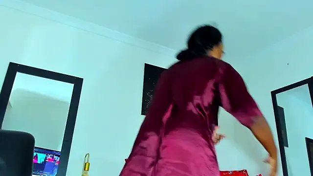 KimberlyBanks2 on StripChat