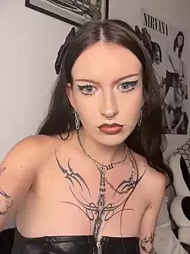 kittlunixx on StripChat 
