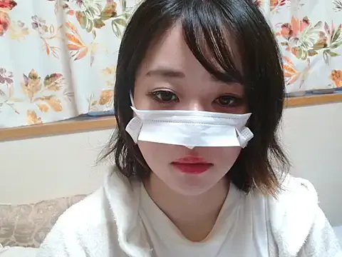 liliyRiSAcha-n on StripChat 