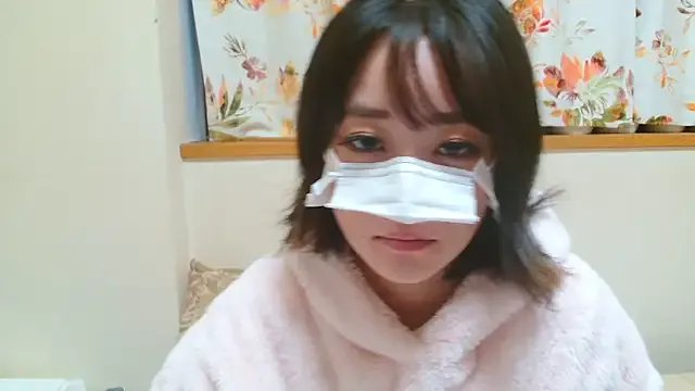 liliyRiSAcha-n on StripChat 