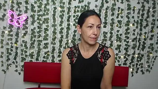 Cling to live show with LiluGrants from StripChat 