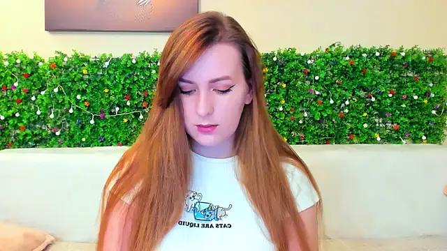 Cling to live show with liya_gorgeous from StripChat 