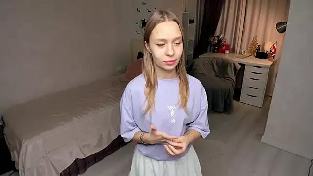 Cling to live show with LoisBramson from StripChat 