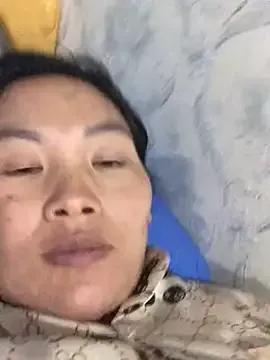 Cling to live show with Love-Ly99 from StripChat 