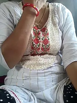 LOVELYKAJALBHABHI on StripChat