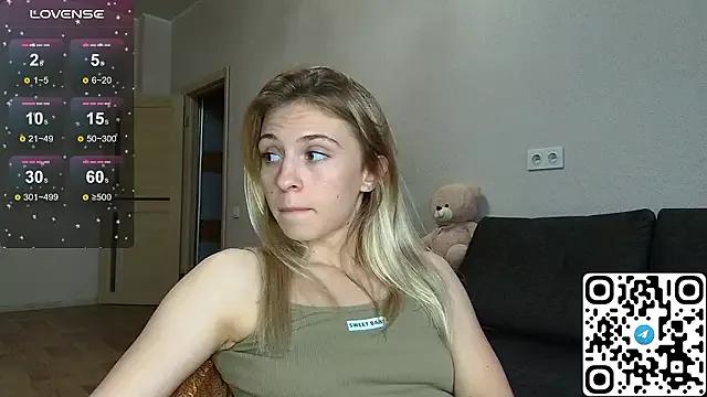 Cling to live show with LovelyKatea from StripChat 