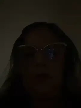 Lucy_Milf_474 on StripChat