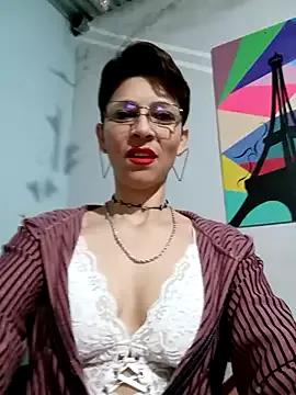 Cling to live show with Lulypsicologasexual from StripChat 