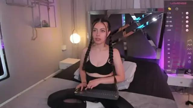 Cling to live show with magic_fernanda from StripChat 