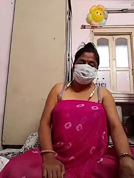 Cling to live show with mature_mimi from StripChat 