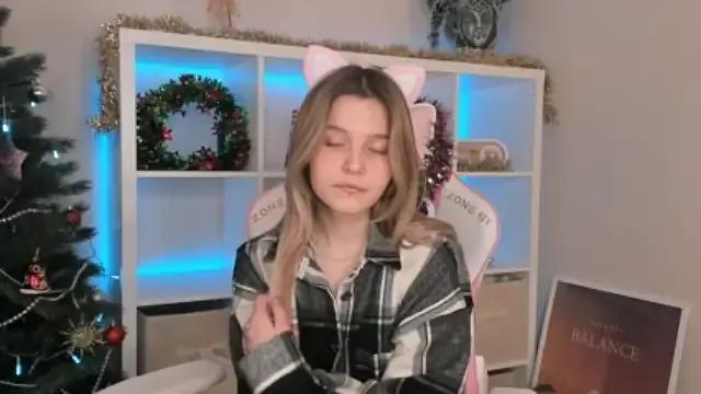 Cling to live show with MelanieGift from StripChat 