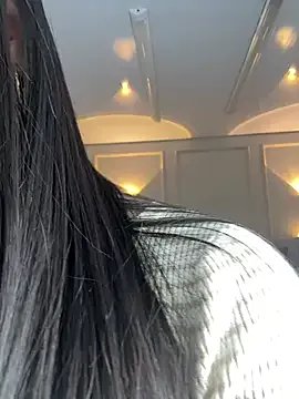 Miss_blue69 on StripChat