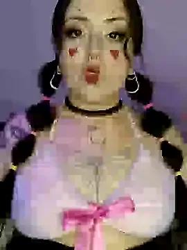 Cling to live show with Mizztikaa from StripChat 