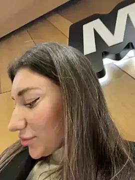 Cling to live show with MooonReal from StripChat 