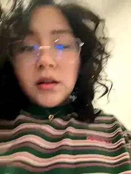 NamiNae — Fingers  inside pussy
