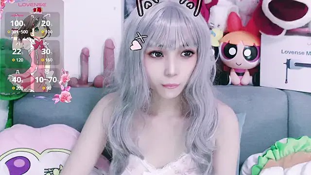 nana2005 on StripChat