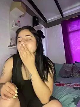 Cling to live show with Natasha-Naughty from StripChat 