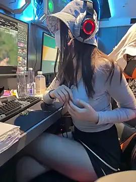 nideanbaby — Freechat on StripChat