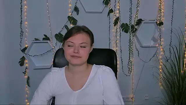 Cling to live show with nikole_kitt from StripChat 