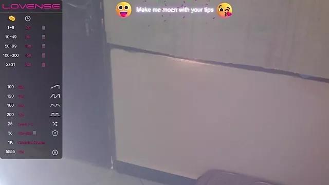 Cling to live show with norehsexy from StripChat 