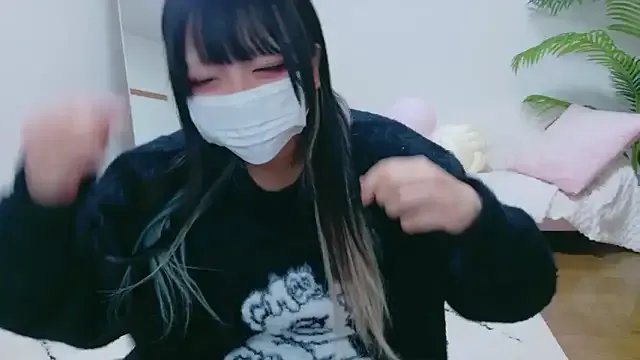 Nyan_love_ch on StripChat