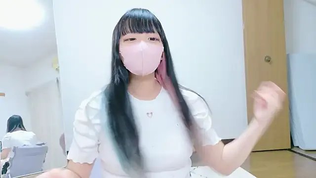 Nyan_love_ch on StripChat