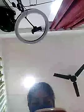 Cling to live show with pooja-singh77 from StripChat 