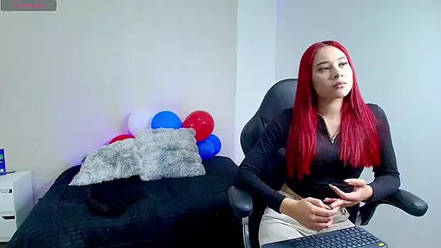 Cling to live show with RedDoll_Eup from StripChat 