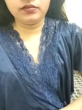 Cling to live show with RICHA_0 from StripChat 
